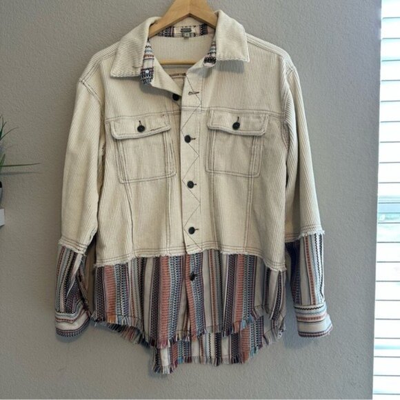 Gimmicks by BKE Cream Utility Jacket with Relaxed Fit Size Medium Southwestern - Picture 3 of 11
